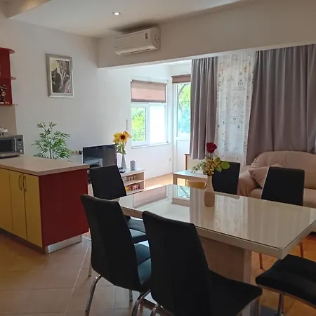 Josipa Apartamento *